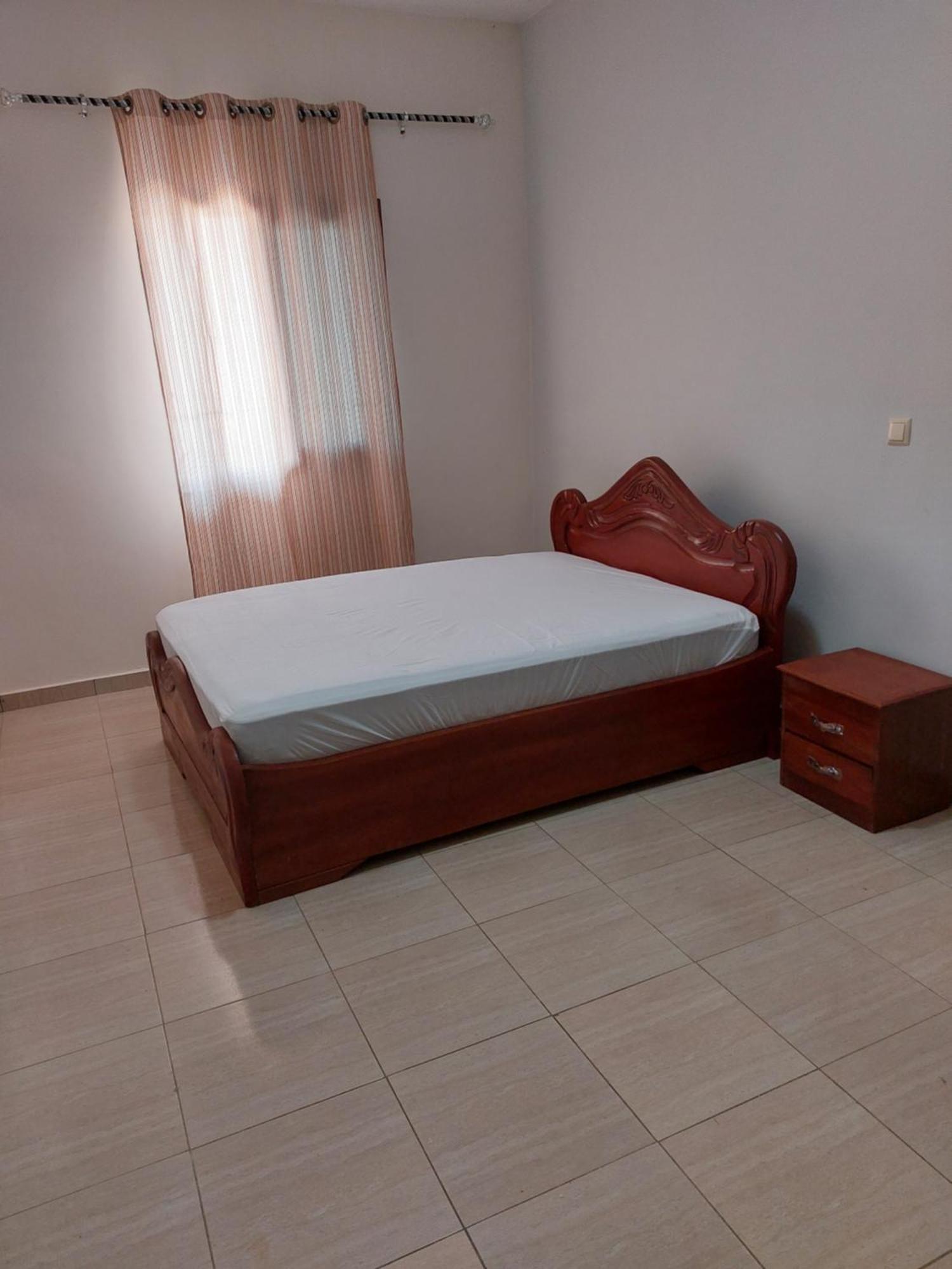 Residence Beau-Lieu Яунде Экстерьер фото
